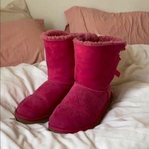 Pink uggs
